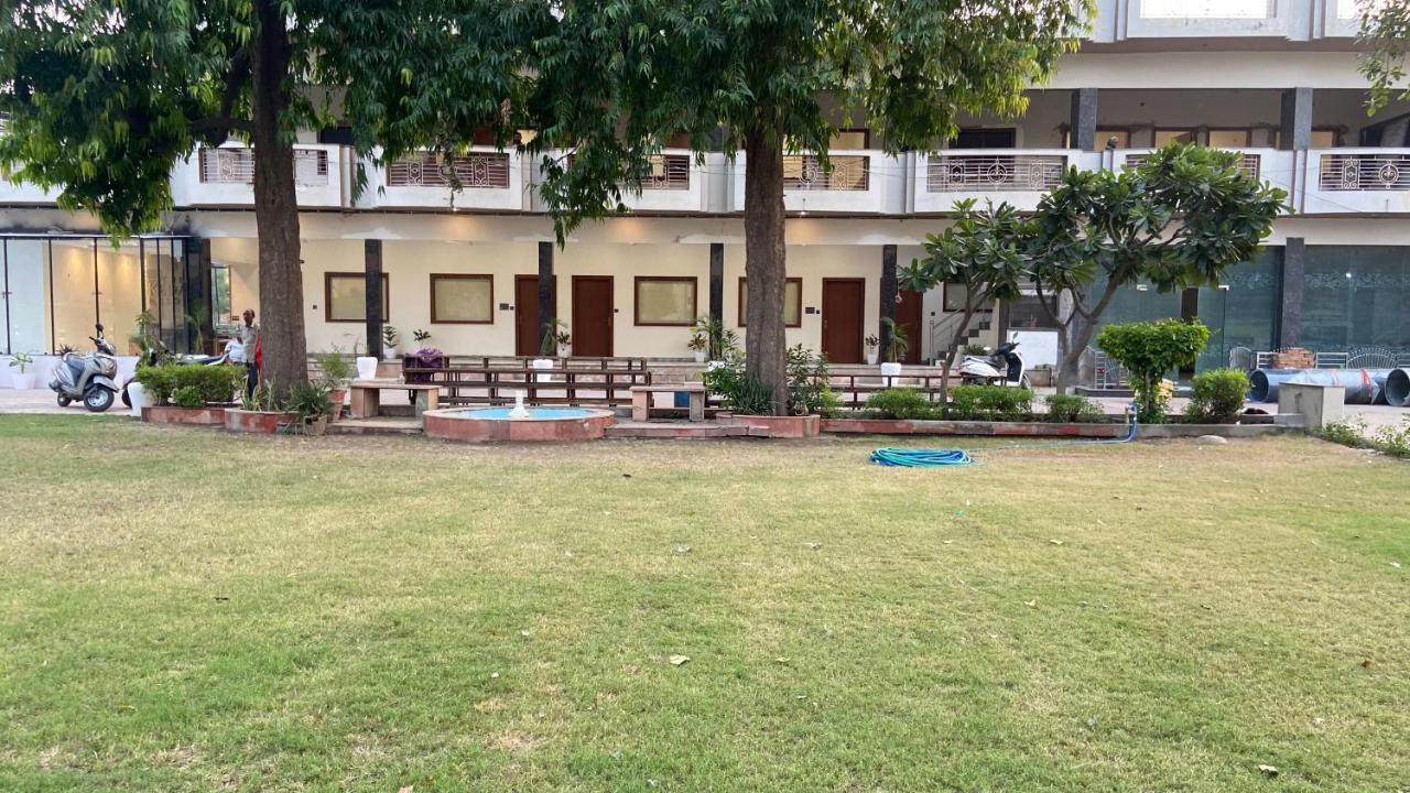 The Kedar Resort ماثورا المظهر الخارجي الصورة
